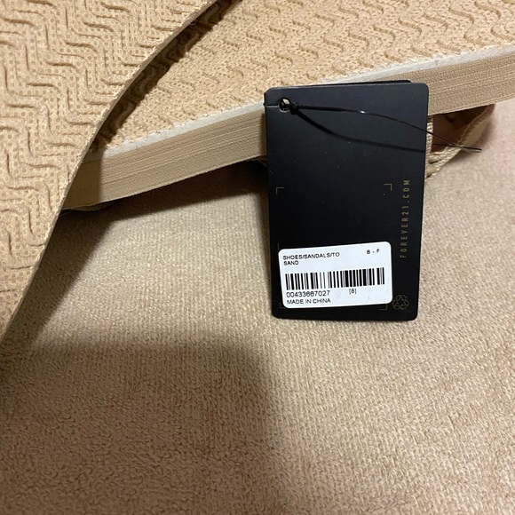 Forever 21 Flatform Sandals! - Picture 4 of 7